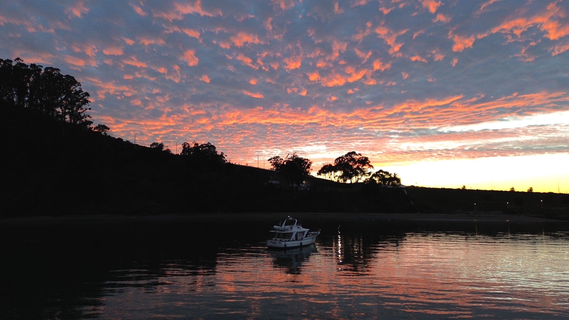 Sunset CC GGB — January 2024